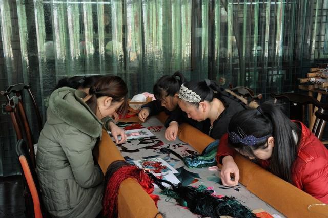 繡娘是怎么連成的？我的刺繡工藝該何去何從